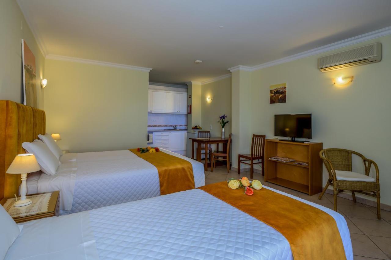 Canavial I & Ii Apart-hotel 3*