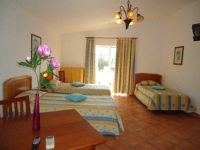 Canavial I & Ii Apart-hotel